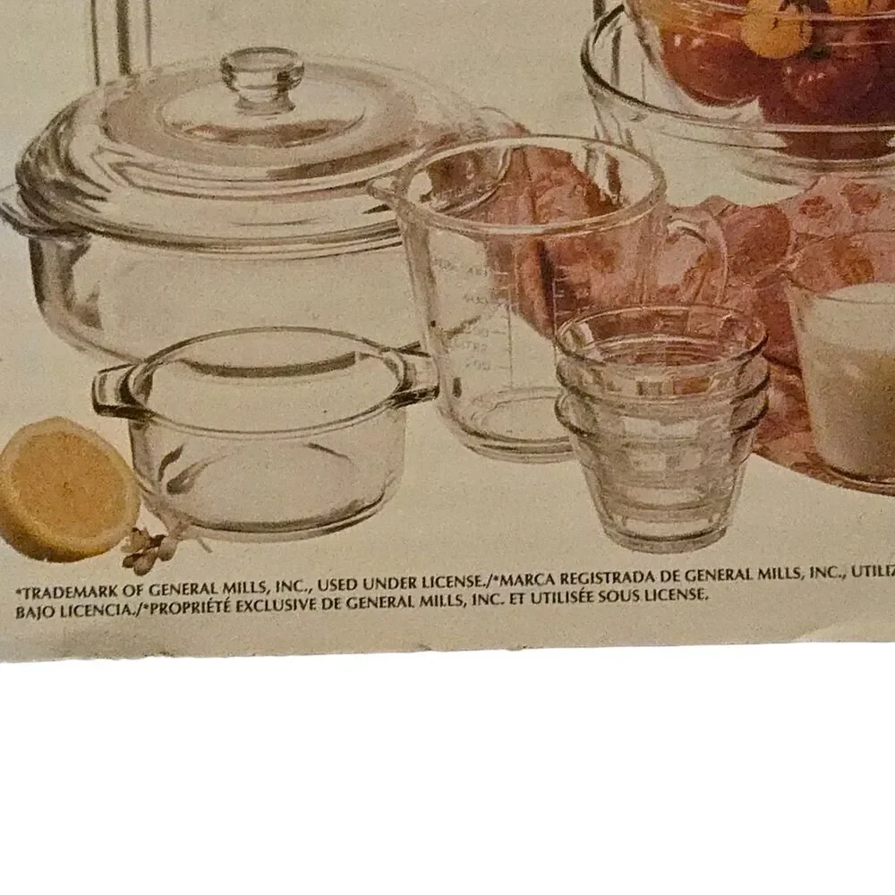 Vintage Betty Crocker New In Box (NIB) Fluted Pie Plate 8.5 X 1.5 1995
